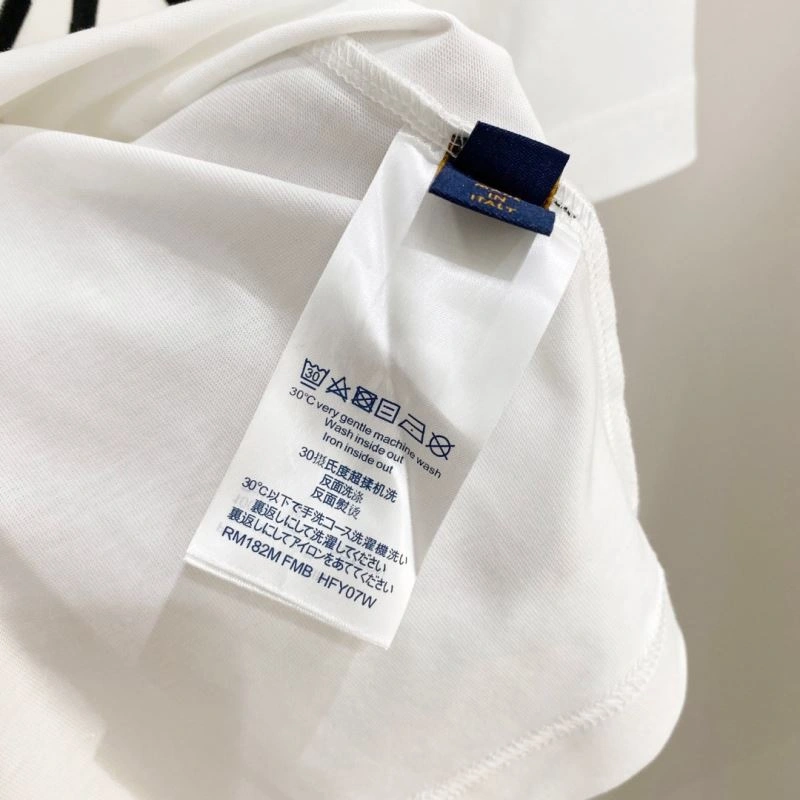 Louis Vuitton T-Shirts Neat 134442