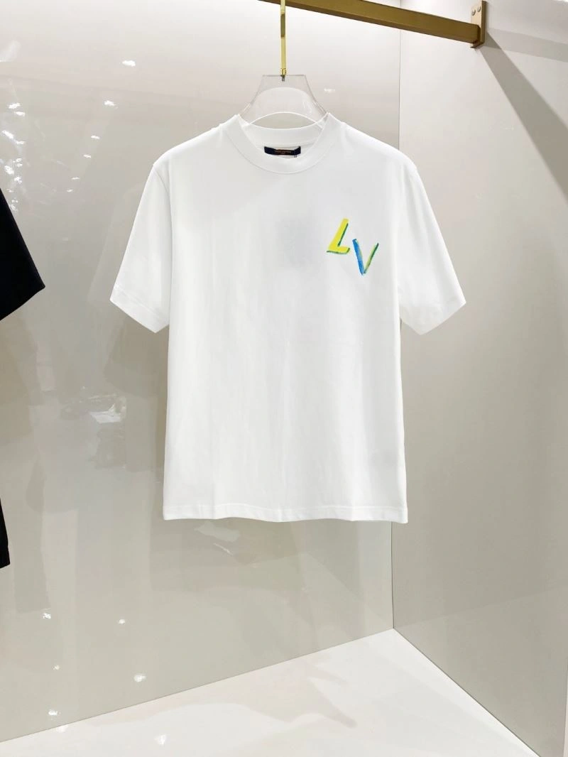 Louis Vuitton T-Shirts WellDesigned 134437