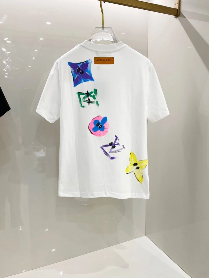 Louis Vuitton T-Shirts WellDesigned 134437
