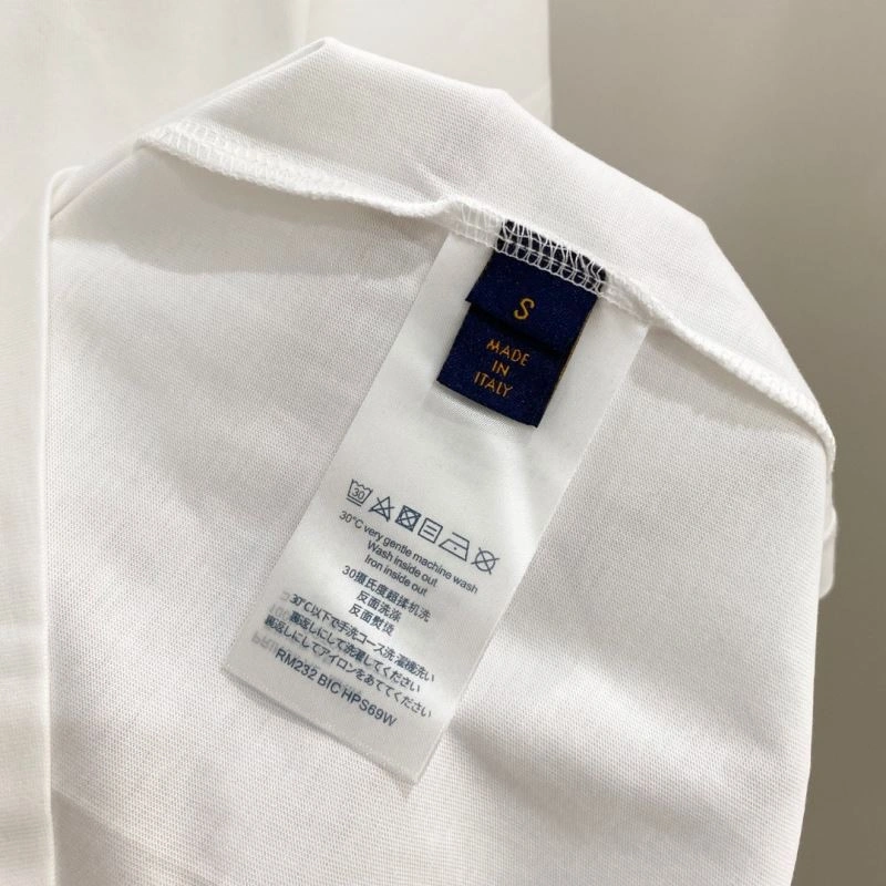 Louis Vuitton T-Shirts WellDesigned 134437