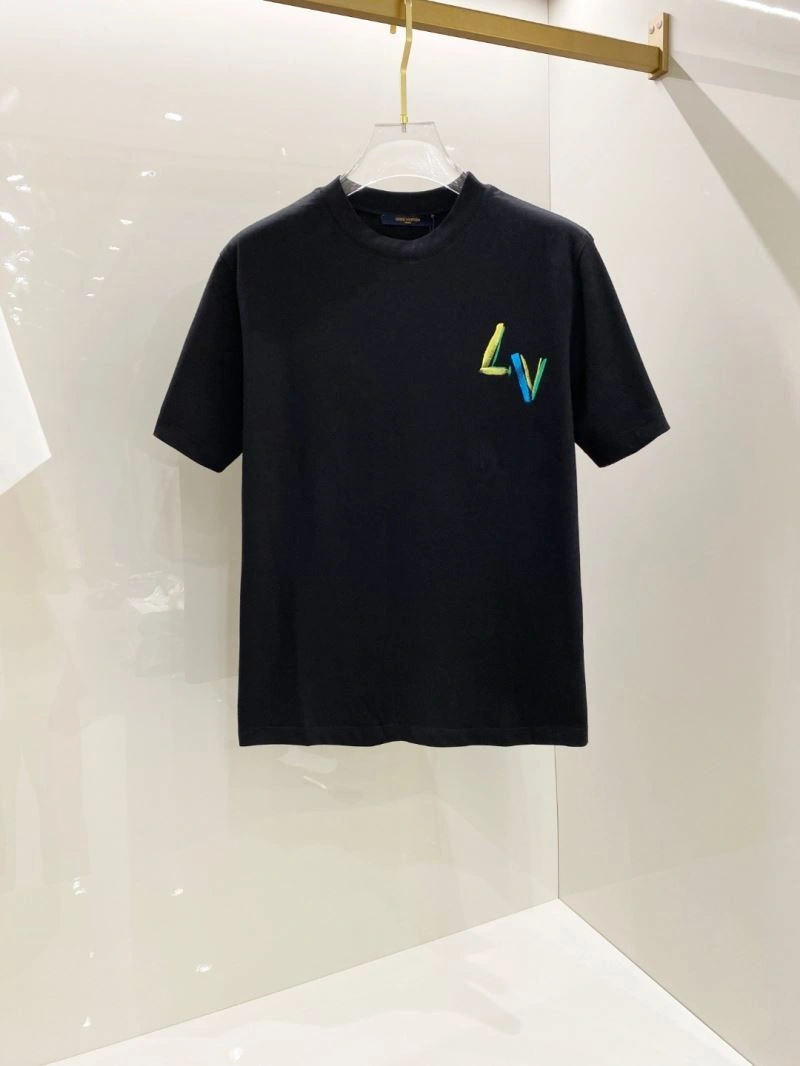 Louis Vuitton T-Shirts Casual 134456
