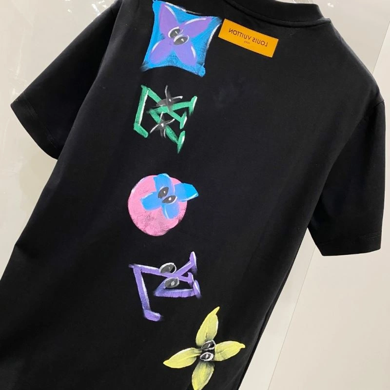 Louis Vuitton T-Shirts Casual 134456