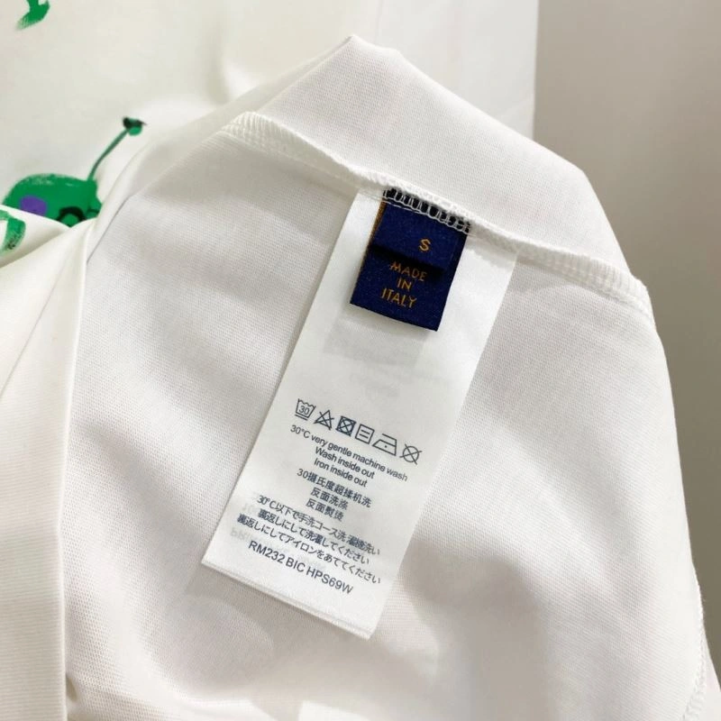 Louis Vuitton T-Shirts ComfortFit 134436