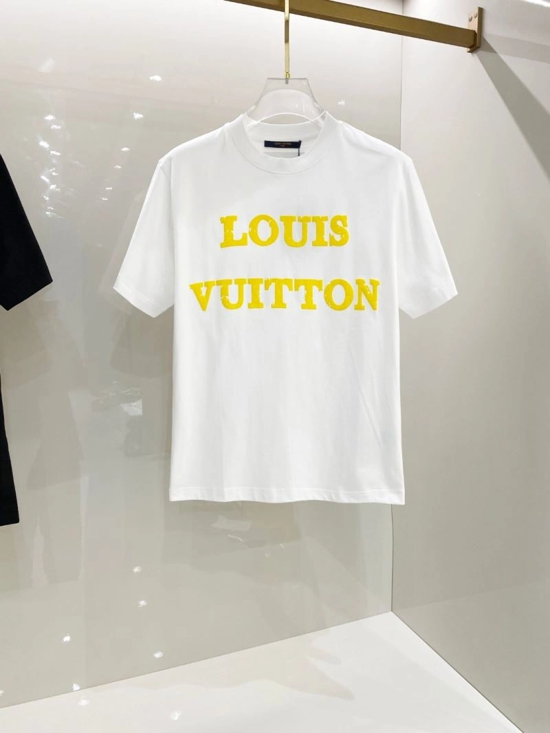 Neat Louis Vuitton T-Shirts 134446
