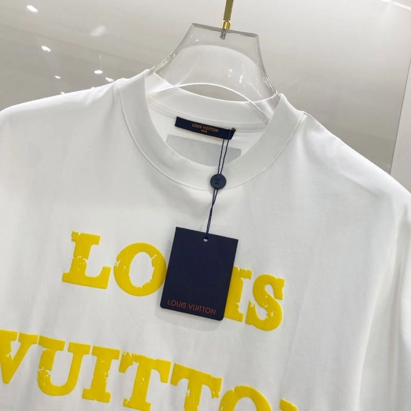 Neat Louis Vuitton T-Shirts 134446