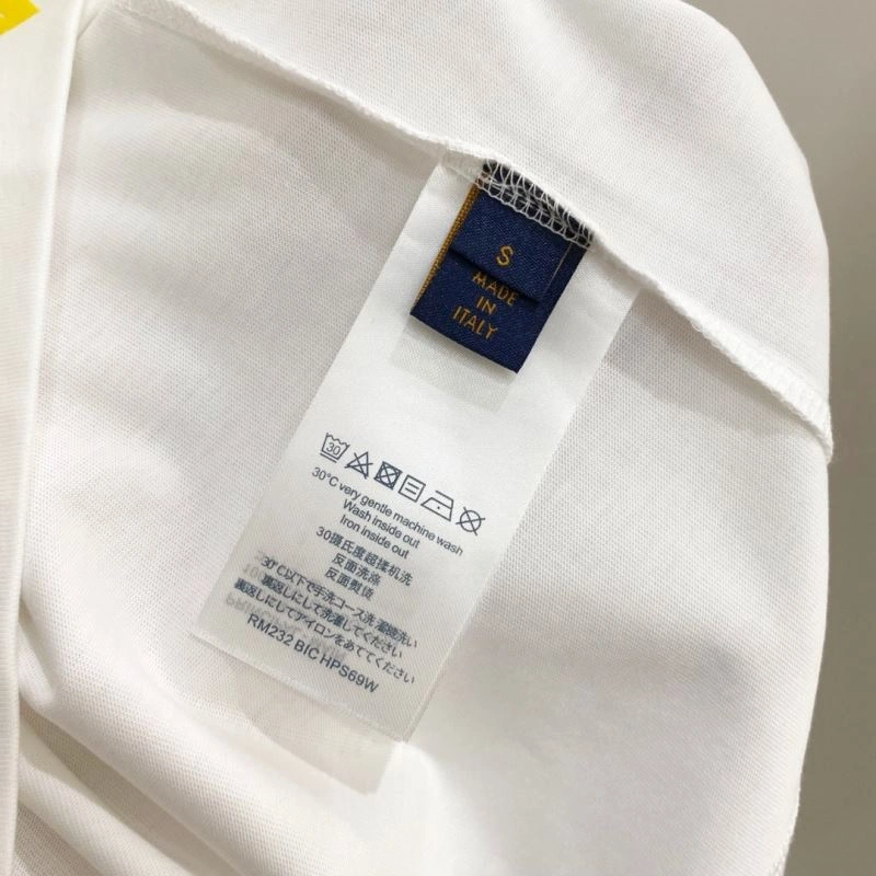 Neat Louis Vuitton T-Shirts 134446