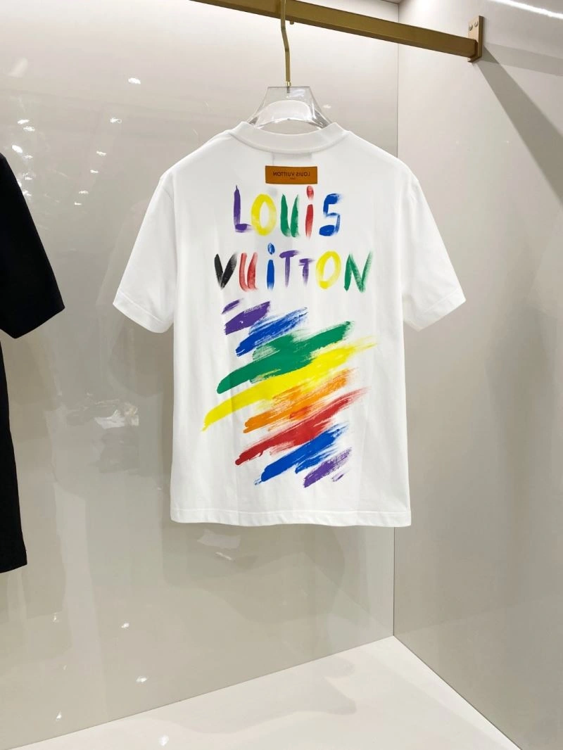 Chic Louis Vuitton T-Shirts 134445