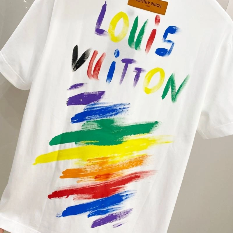 Chic Louis Vuitton T-Shirts 134445