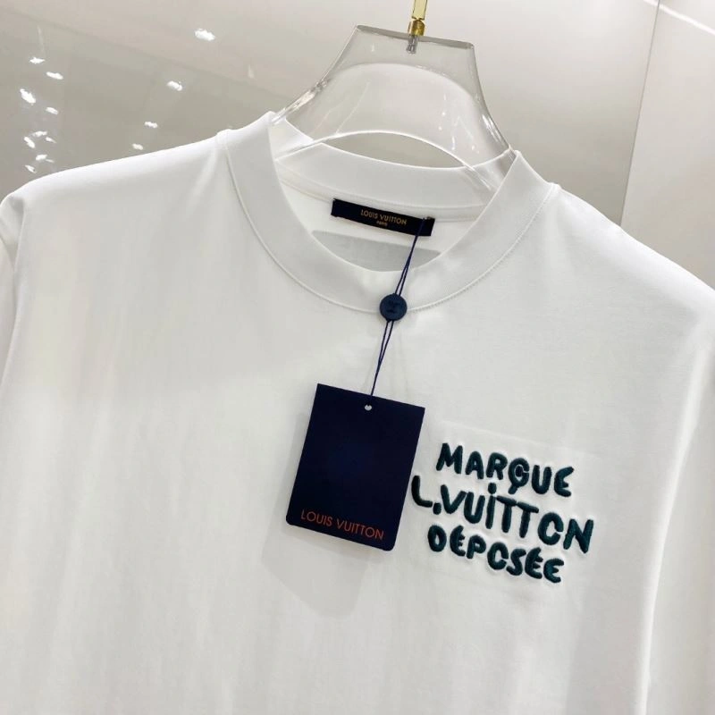 Durable Louis Vuitton T-Shirts 134435