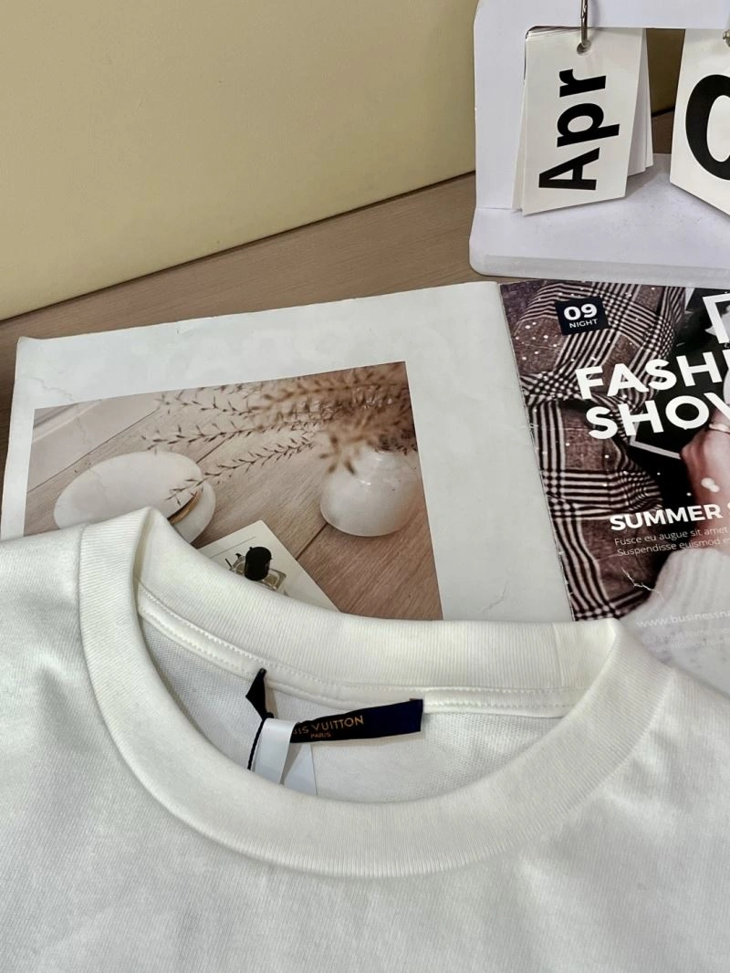 DailyWear Louis Vuitton T-Shirts 134426