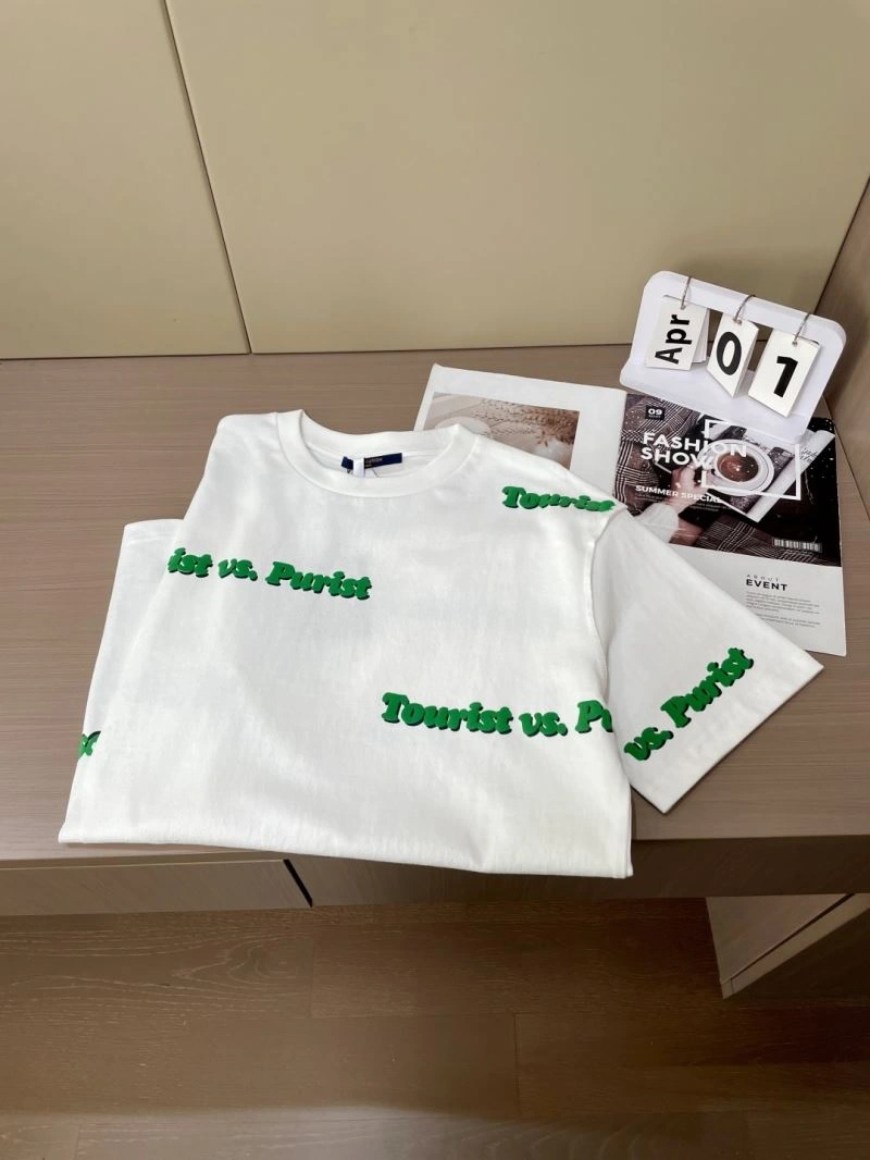 DailyWear Louis Vuitton T-Shirts 134426