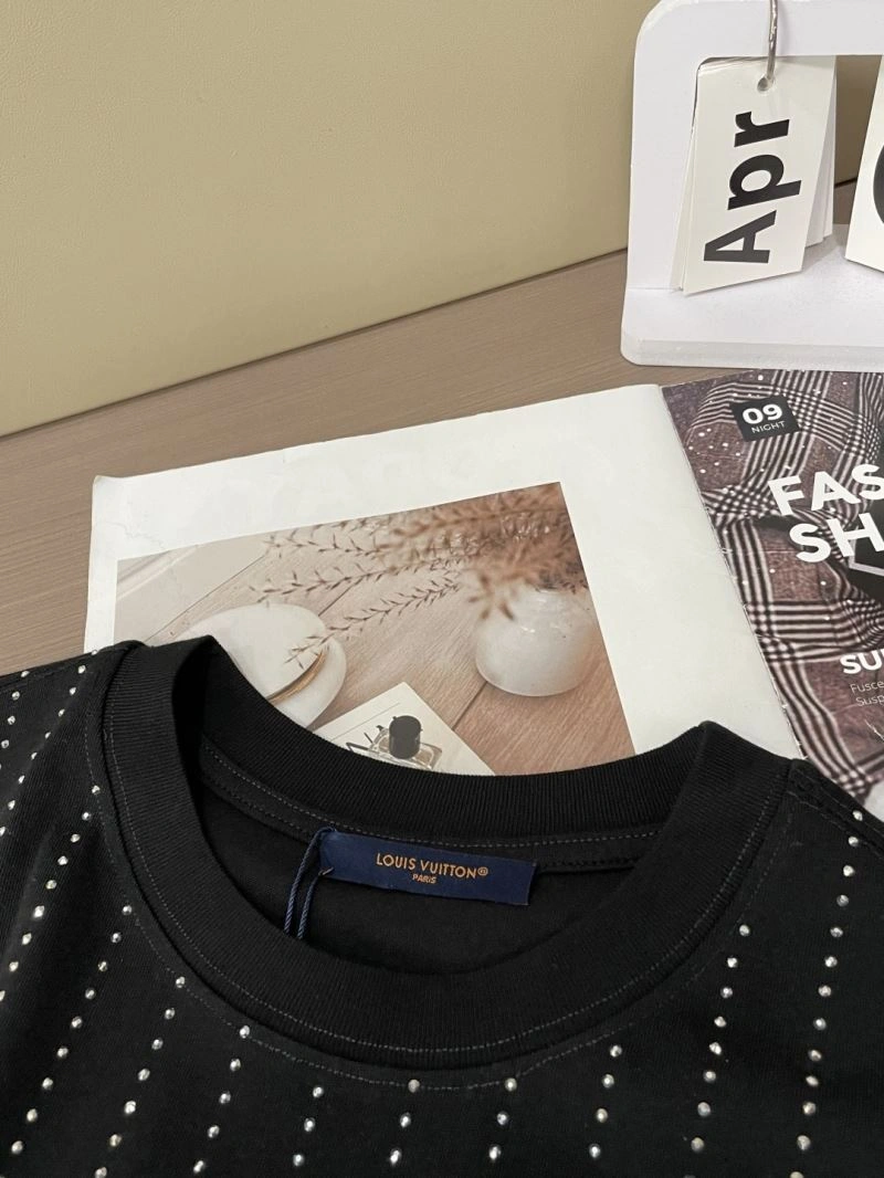 Louis Vuitton T-Shirts Seasonal 134427