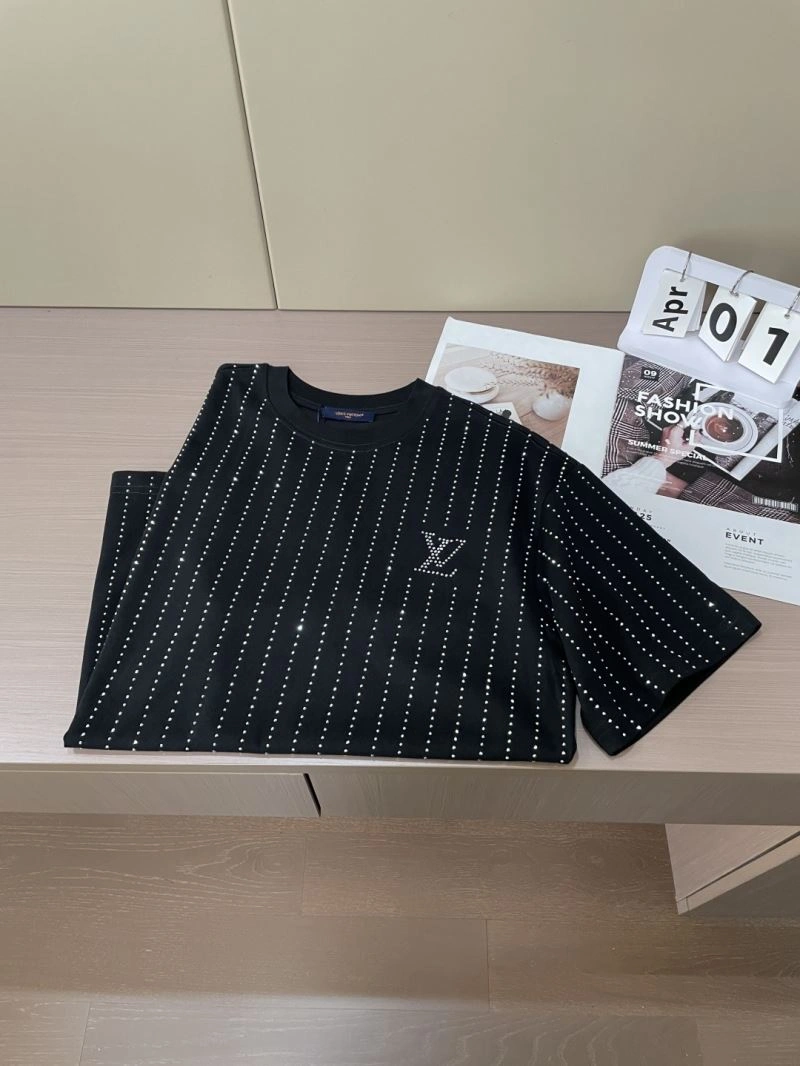 Louis Vuitton T-Shirts Seasonal 134427