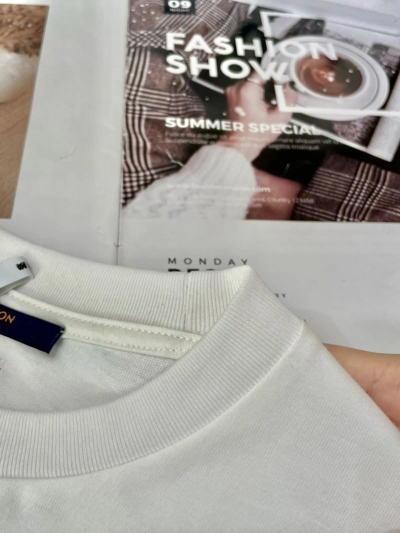 Breathable Louis Vuitton T-Shirts 134425