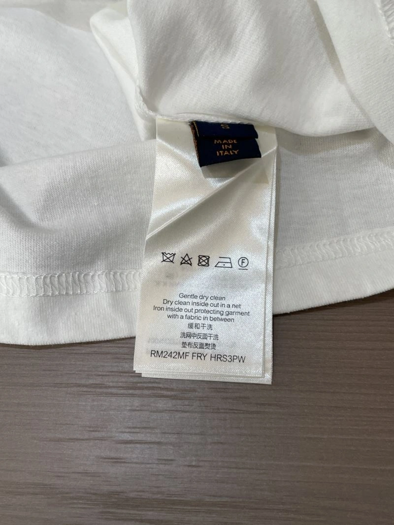 HighQuality Louis Vuitton T-Shirts 134429