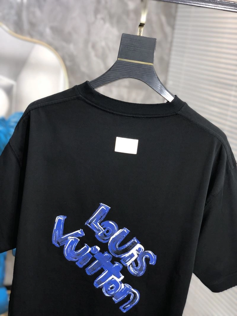 Louis Vuitton T-Shirts Stretchable 134418