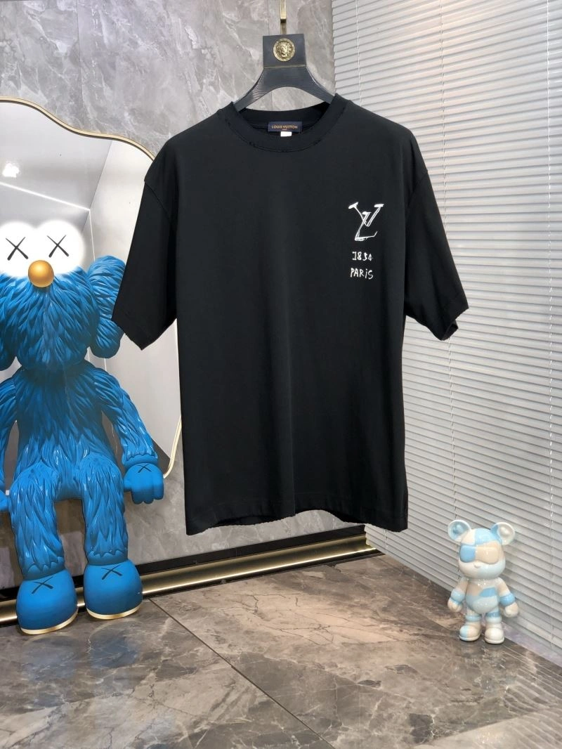 Louis Vuitton T-Shirts Stretchable 134418