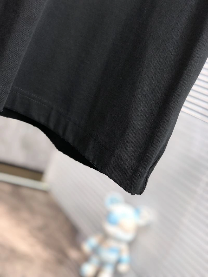 Louis Vuitton T-Shirts Stretchable 134418