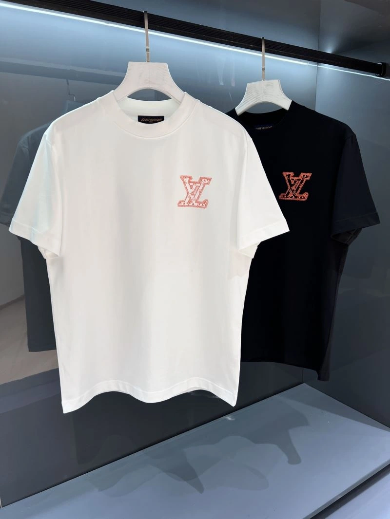 WaterResistant Louis Vuitton T-Shirts 134409