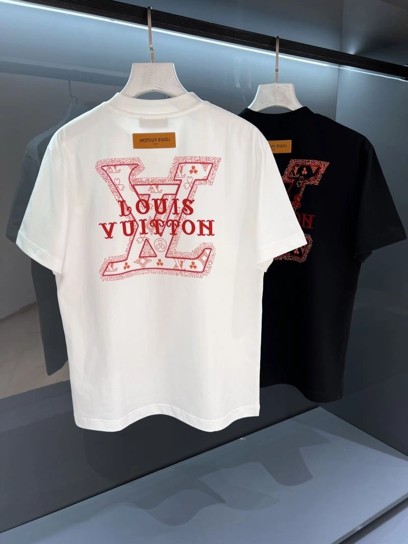 WaterResistant Louis Vuitton T-Shirts 134409