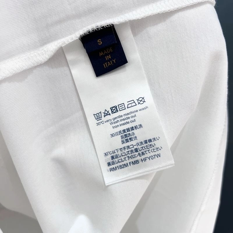 WaterResistant Louis Vuitton T-Shirts 134409