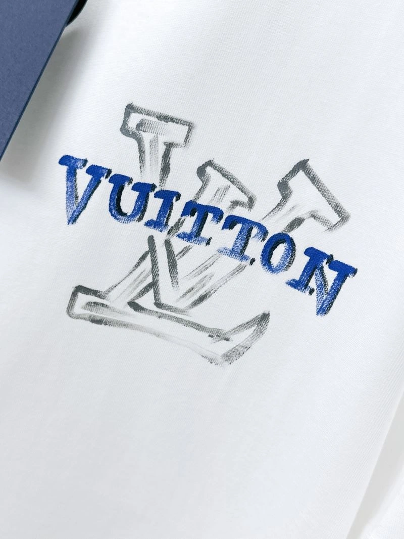 Timeless Louis Vuitton T-Shirts 134407
