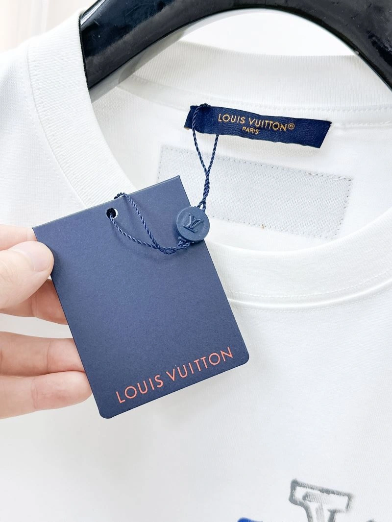 Timeless Louis Vuitton T-Shirts 134407