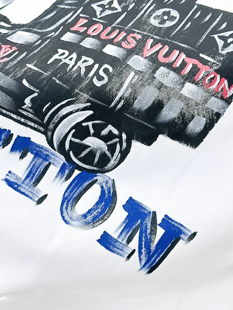 Timeless Louis Vuitton T-Shirts 134407
