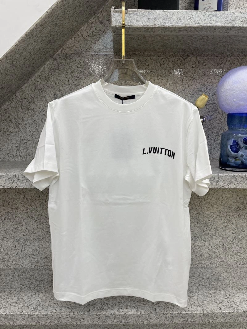 Affordable Louis Vuitton T-Shirts 134401