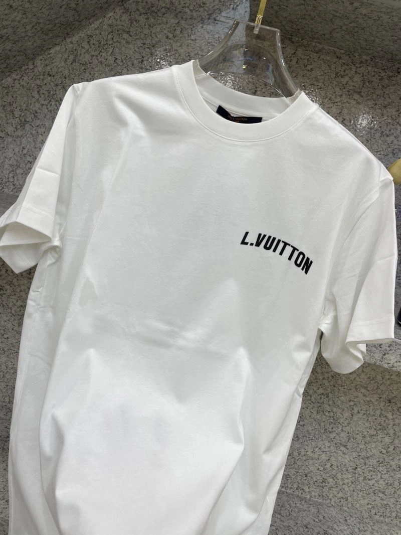 Affordable Louis Vuitton T-Shirts 134401