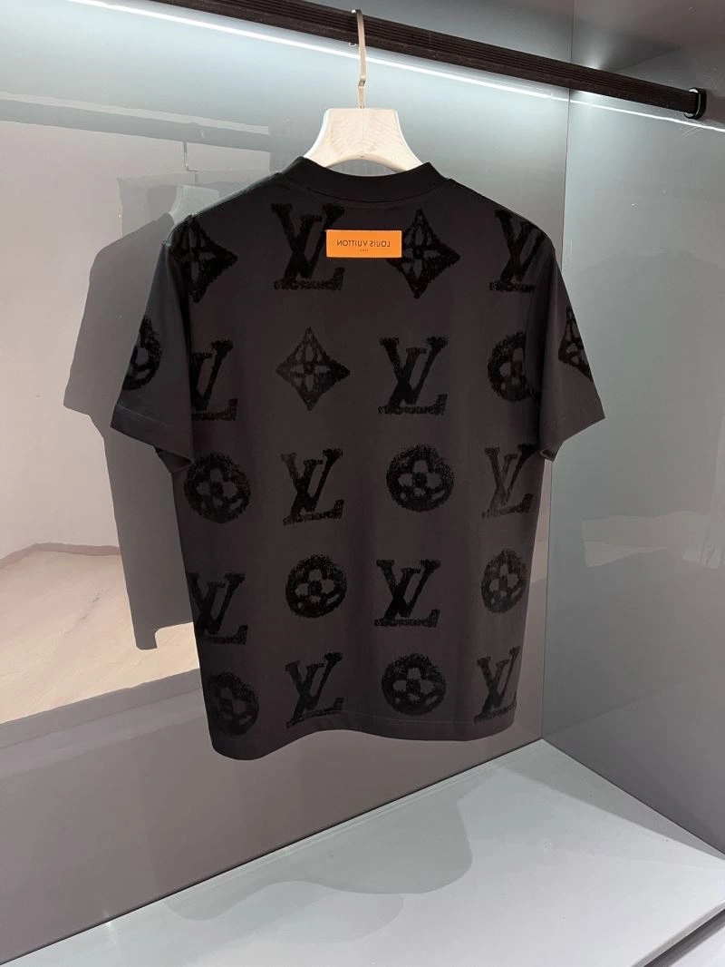 Sophisticated Louis Vuitton T-Shirts 134406