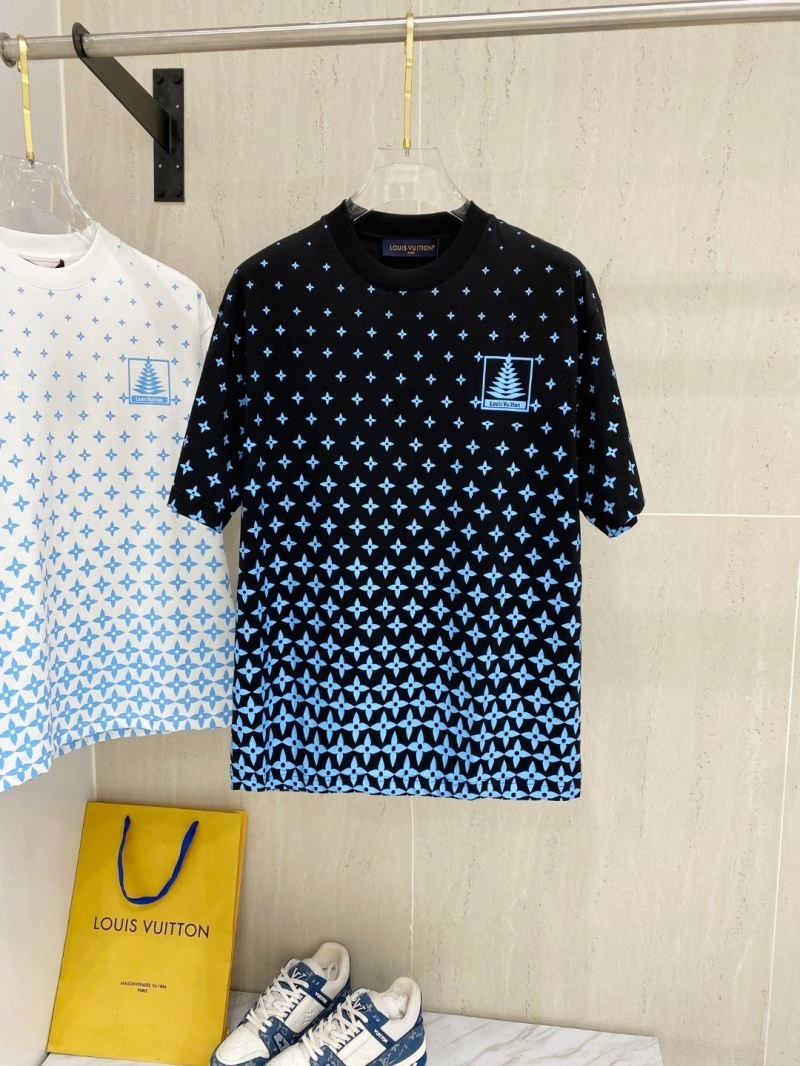 Lightweight Louis Vuitton T-Shirts 134403