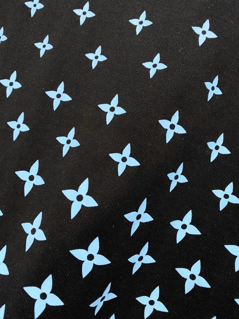Lightweight Louis Vuitton T-Shirts 134403