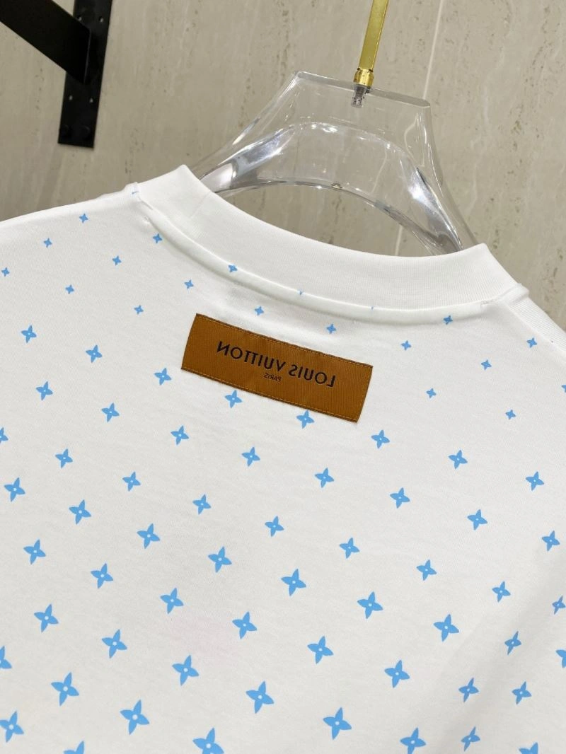 Louis Vuitton T-Shirts Comfortable 134459