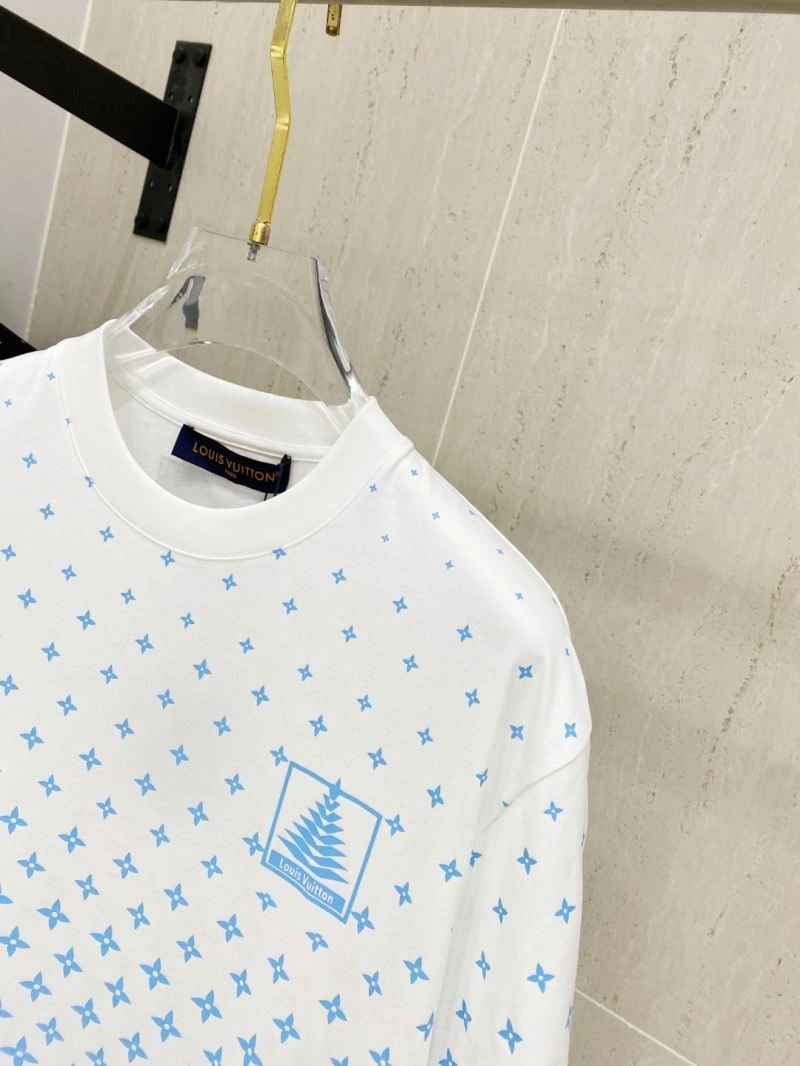 Louis Vuitton T-Shirts Comfortable 134459