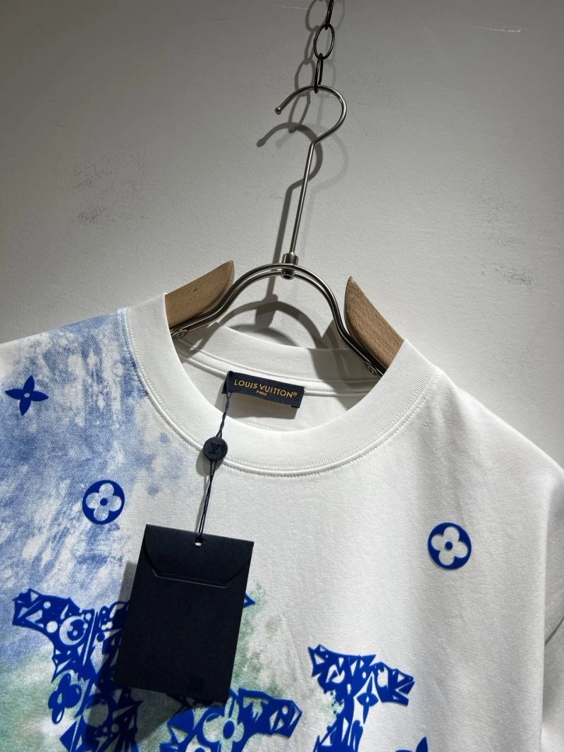 Louis Vuitton T-Shirts Vibrant 134389