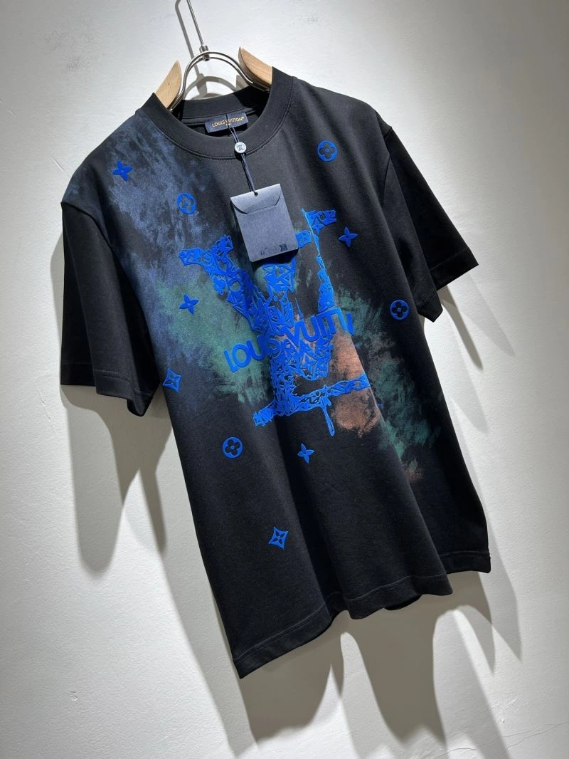 WellDesigned Louis Vuitton T-Shirts 134387