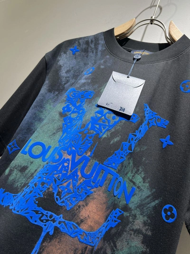WellDesigned Louis Vuitton T-Shirts 134387