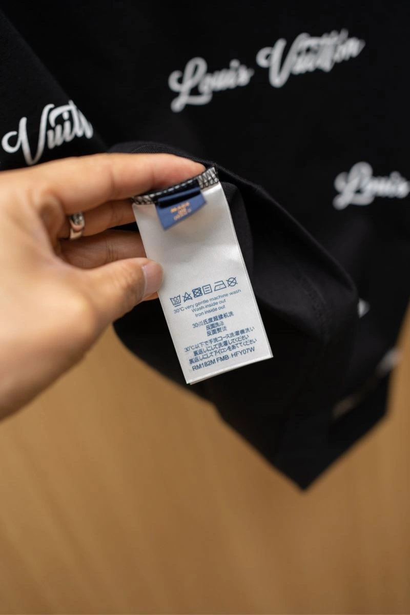 Louis Vuitton T-Shirts Affordable 134384