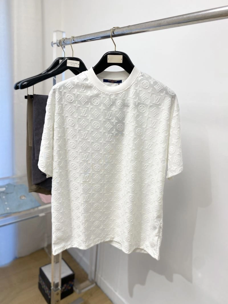 FashionForward Louis Vuitton T-Shirts 134385