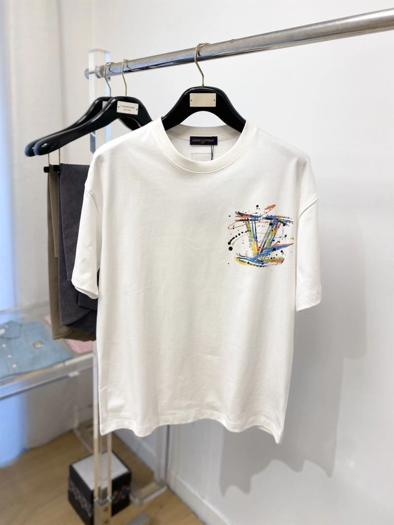 Trendy Louis Vuitton T-Shirts 134381