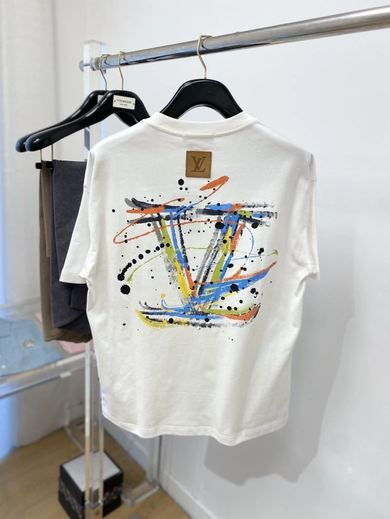 Trendy Louis Vuitton T-Shirts 134381