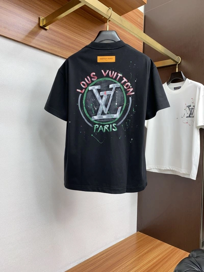 Modern Louis Vuitton T-Shirts 134379