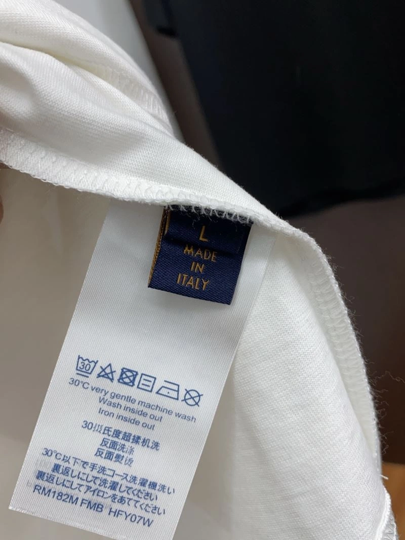 UrbanStyle Louis Vuitton T-Shirts 134380