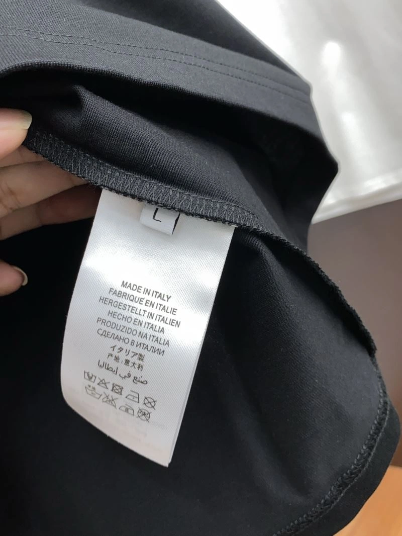 Trendy Louis Vuitton T-Shirts 134383