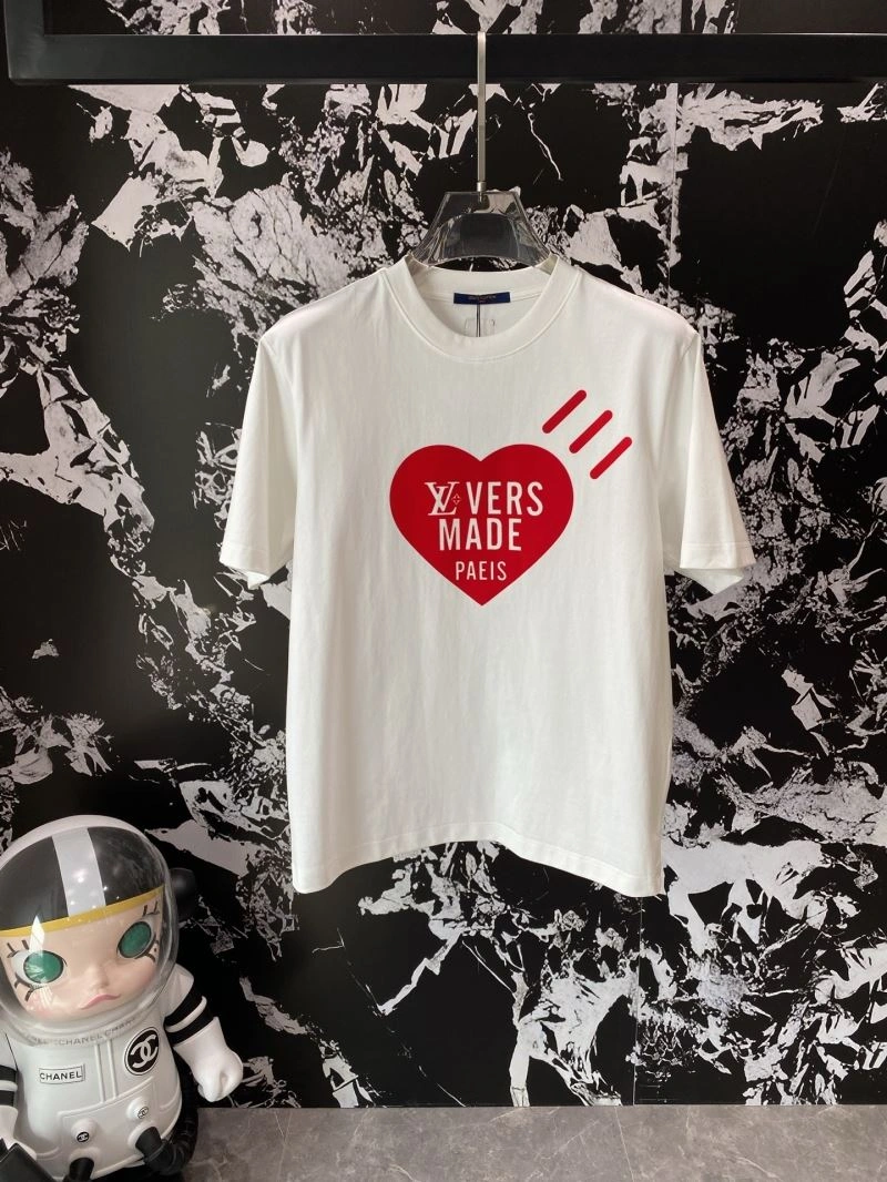 Louis Vuitton T-Shirts Casual 134377