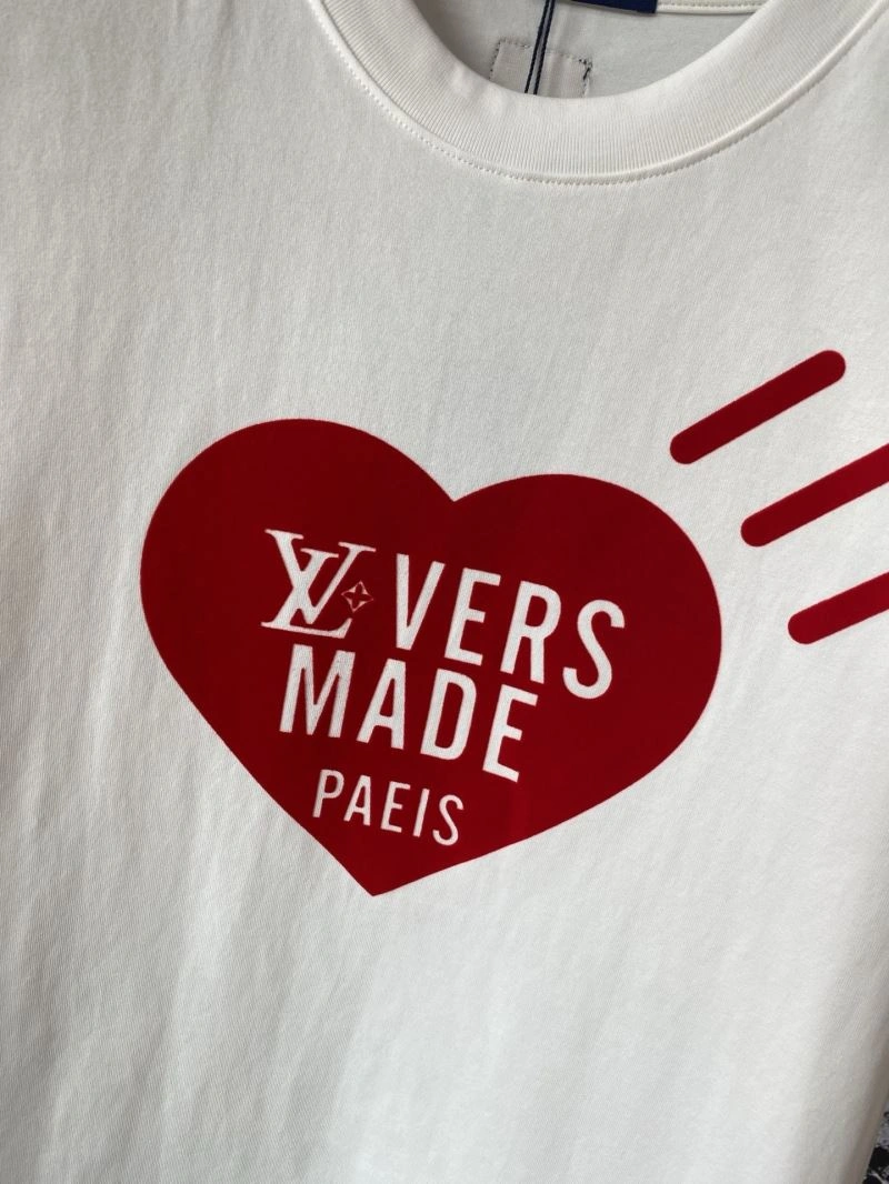 Louis Vuitton T-Shirts Casual 134377