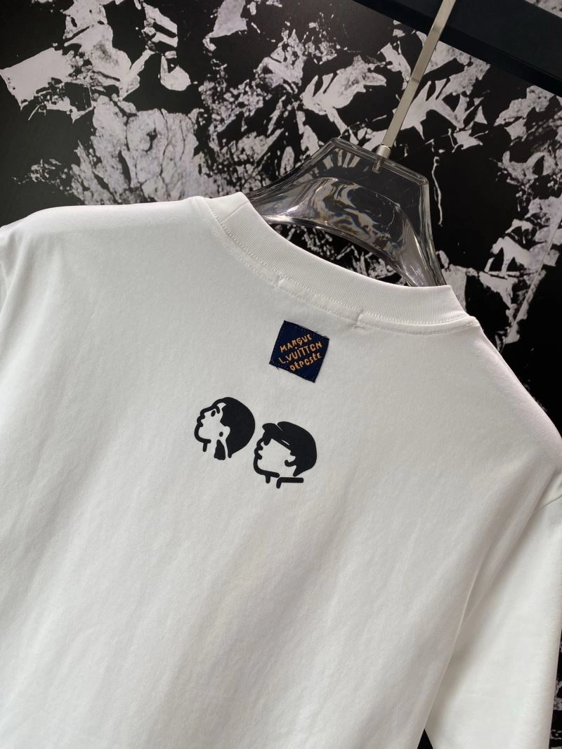 Louis Vuitton T-Shirts Casual 134377