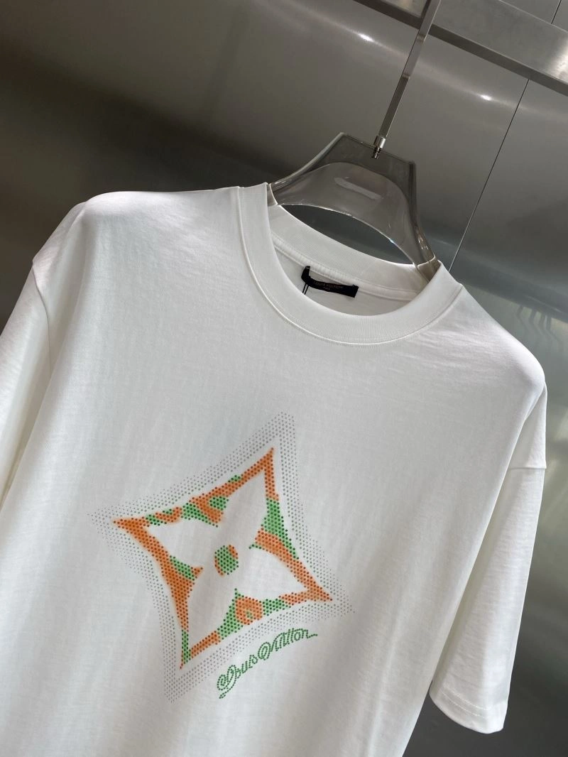 Versatile Louis Vuitton T-Shirts 134373