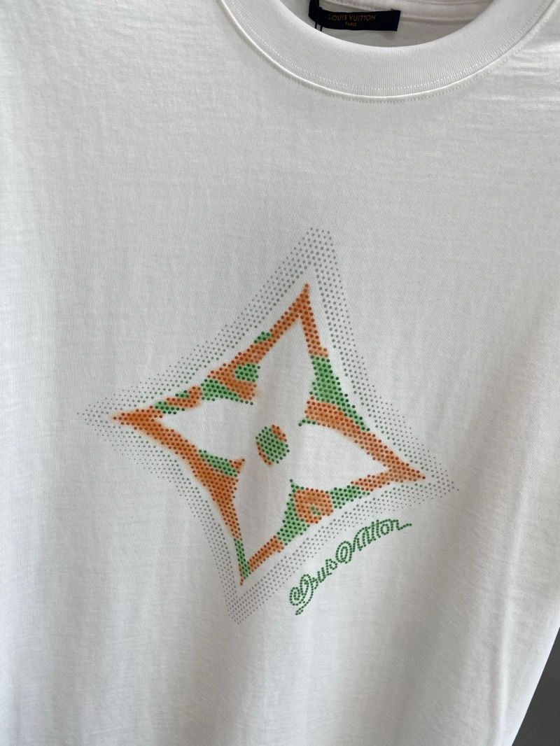 Versatile Louis Vuitton T-Shirts 134373